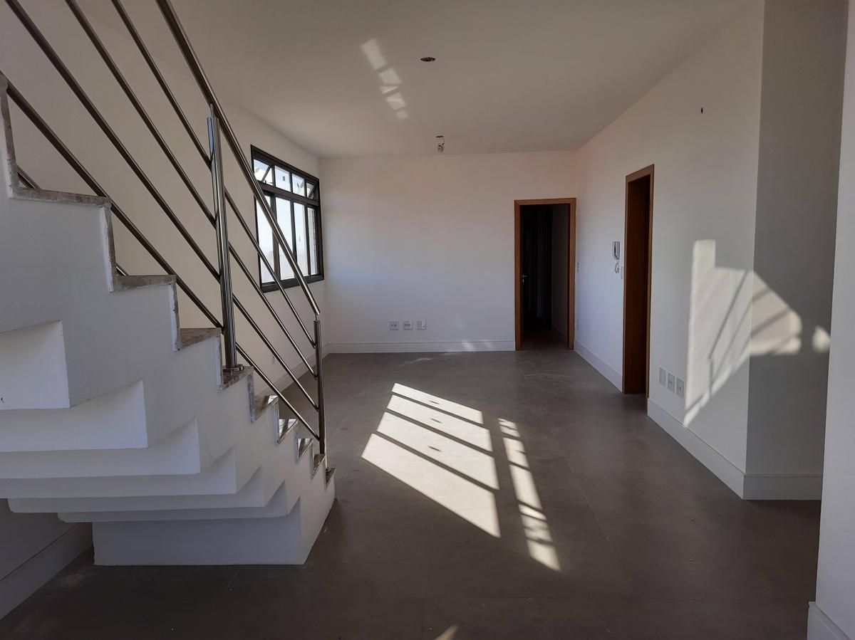 Cobertura, Santa Rosa, 4 Quartos, 4 Vagas, 2 Suítes