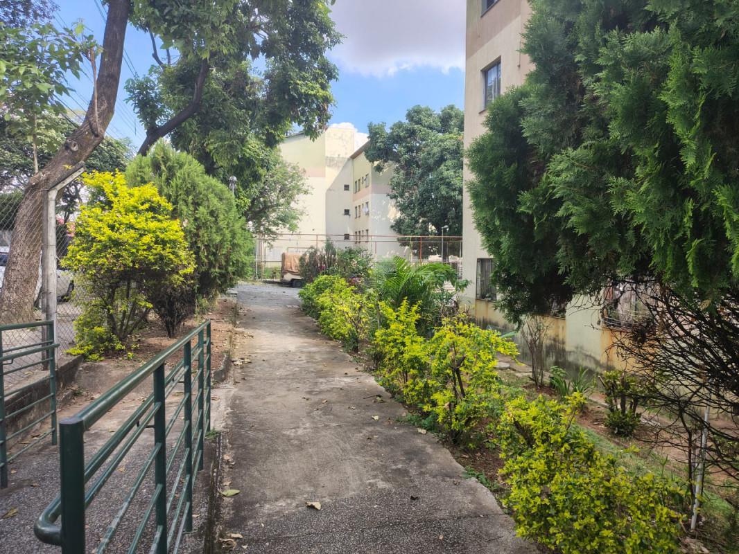 Apartamento, Santa Mônica, 2 Quartos, 1 Vaga