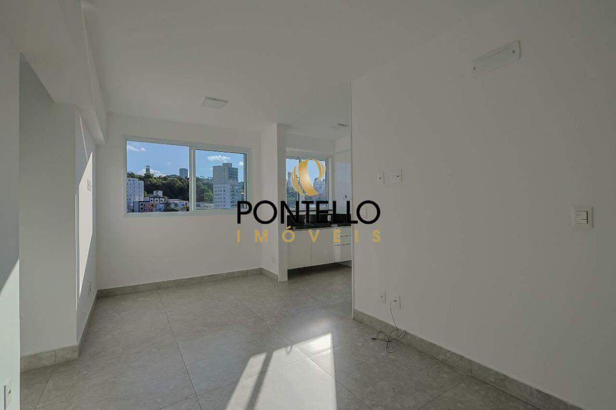 Apartamento, Vila Paris, 2 Quartos, 2 Vagas, 2 Suítes