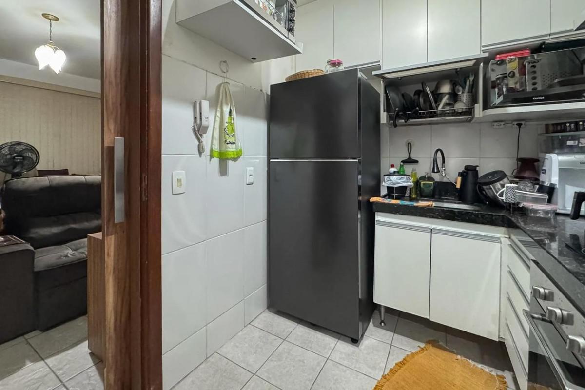 Casa, Fernão Dias, 2 Quartos, 1 Vaga