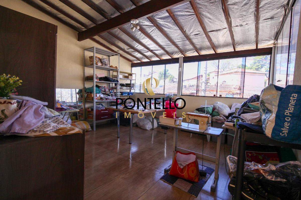 Casa, Planalto, 5 Quartos, 5 Vagas, 1 Suíte