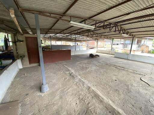 Casa, Caladinho, 4 Quartos, 7 Vagas, 1 Suíte