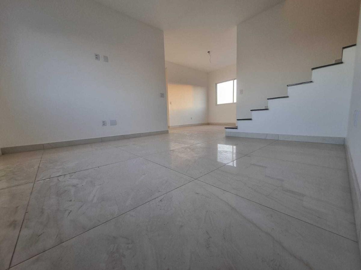 Cobertura, Jardim Industrial, 3 Quartos, 2 Vagas, 1 Suíte