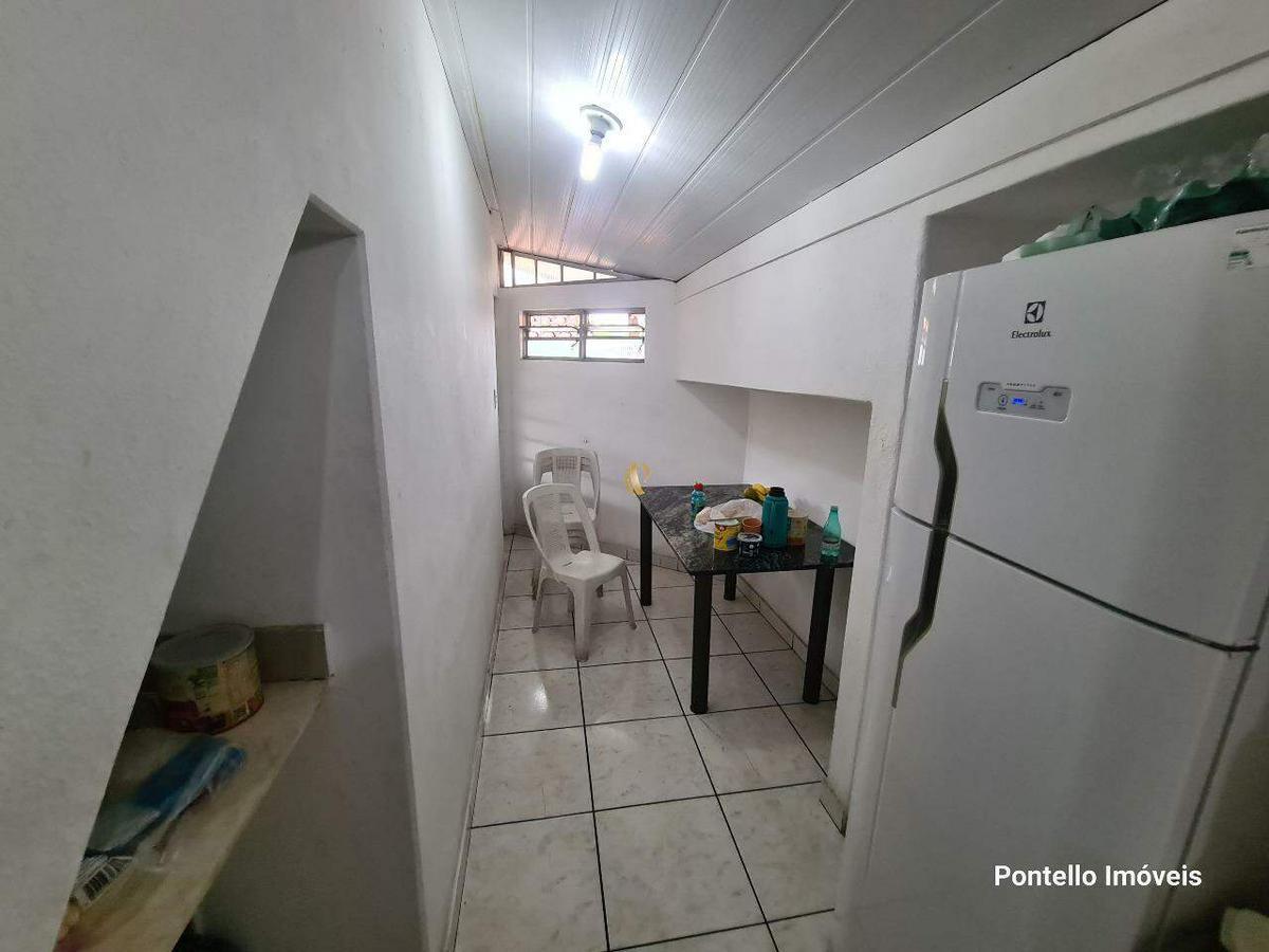 Prédio, Aparecida, 6 Quartos, 0 Vaga