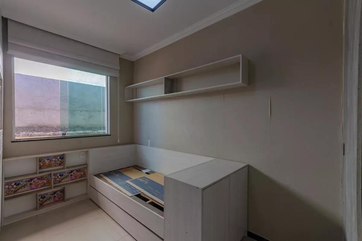 Casa, Piratininga (venda Nova), 2 Quartos, 0 Vaga