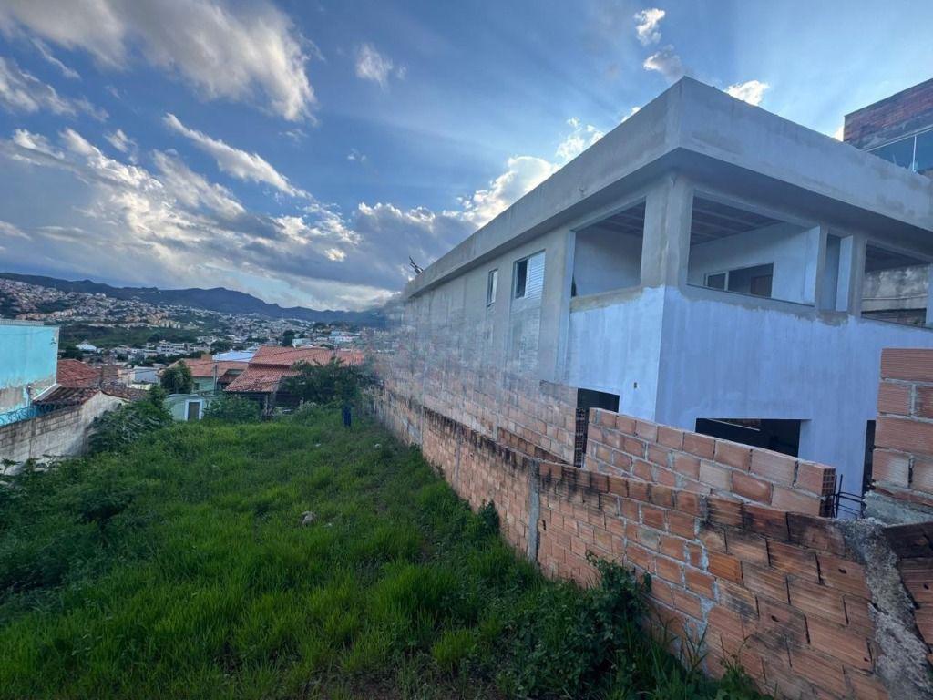 Lote, Casa Branca, 0 Quarto, 0 Vaga