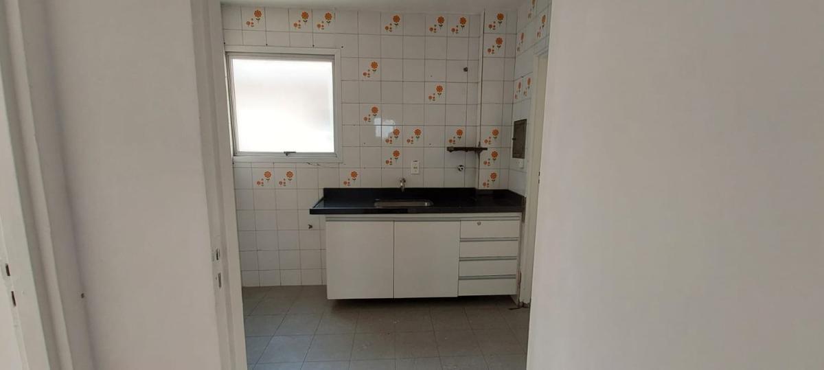 Apartamento, Sagrada Família, 3 Quartos, 1 Vaga