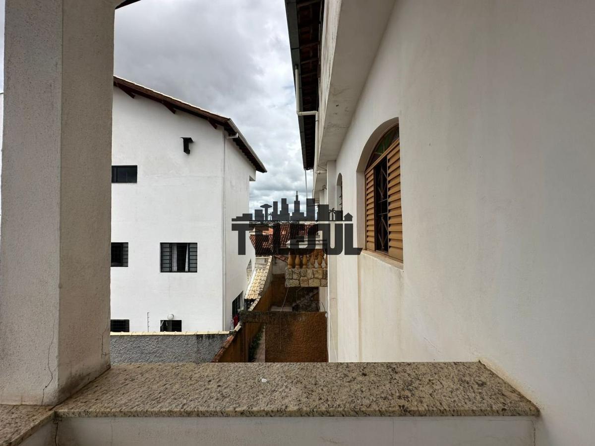 Casa, Vila Registânea, 3 Quartos, 5 Vagas, 1 Suíte