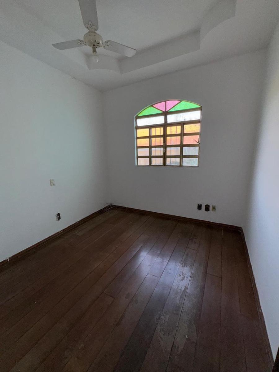 Casa, Céu Azul, 5 Quartos, 6 Vagas, 1 Suíte