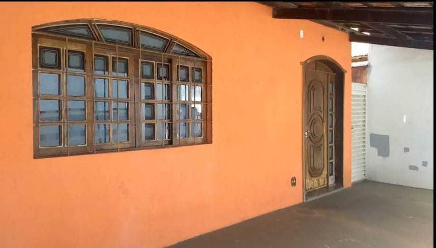 Casa, Pedra Azul, 3 Quartos, 0 Vaga, 1 Suíte