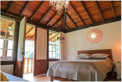 Hotel, Centro, 0 Quarto, 0 Vaga, 16 Suítes