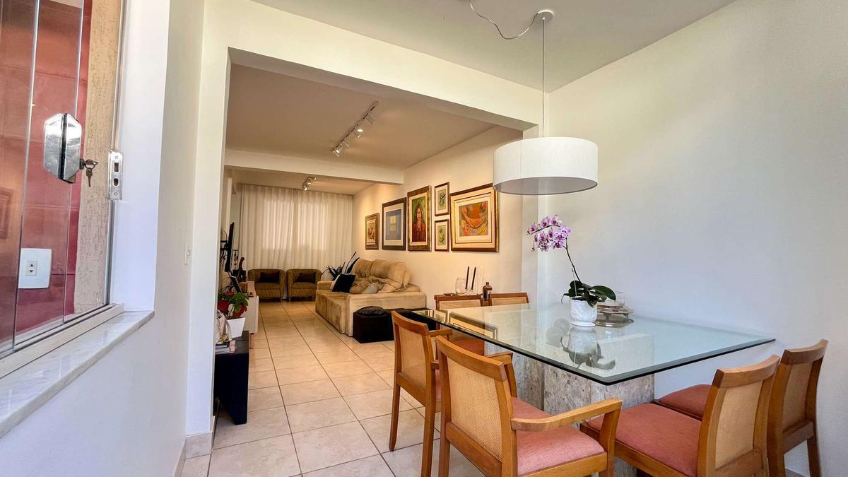 Casa, Buritis, 3 Quartos, 2 Vagas, 1 Suíte