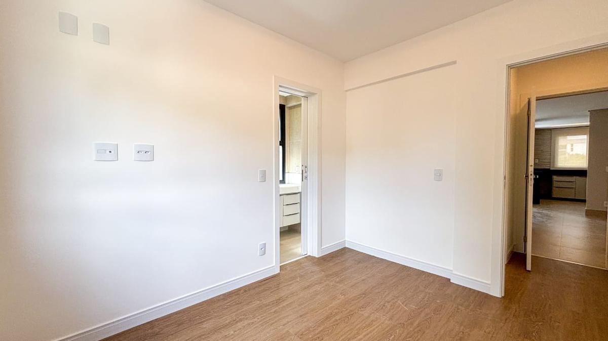 Apartamento, Cruzeiro, 3 Quartos, 2 Vagas, 1 Suíte