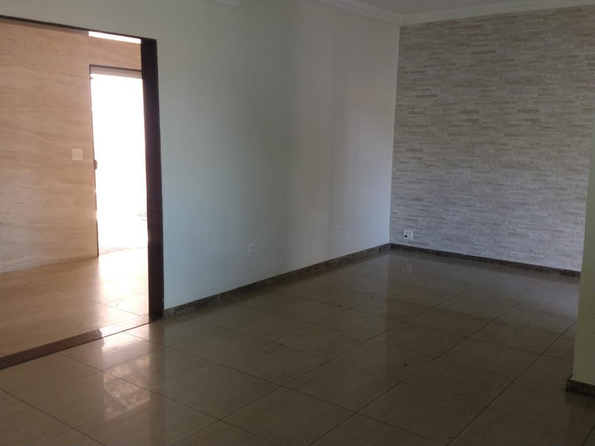 Casa, Jardim Riacho das Pedras, 4 Quartos, 6 Vagas, 2 Suítes