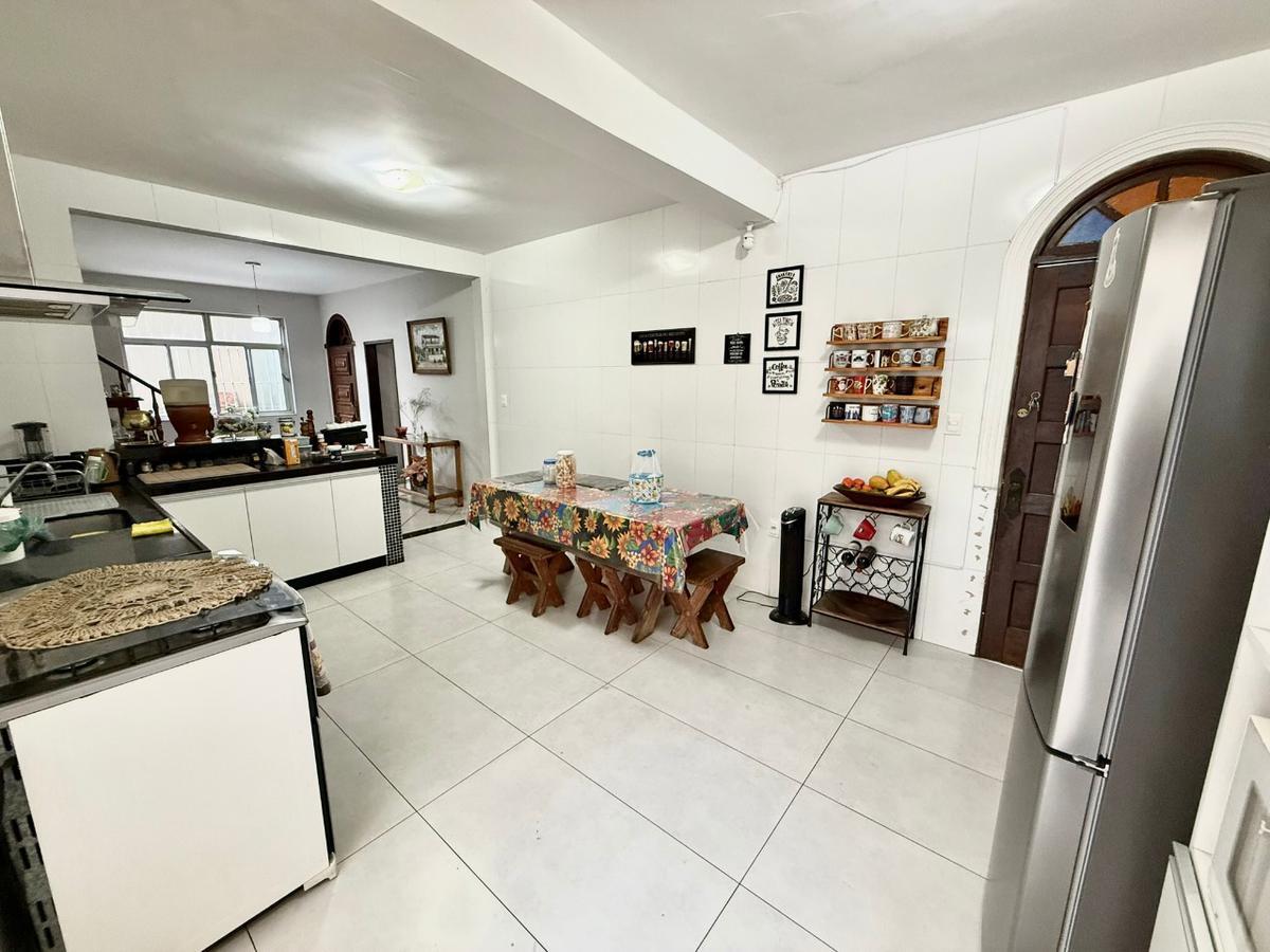 Casa, Liberdade, 5 Quartos, 4 Vagas, 2 Suítes