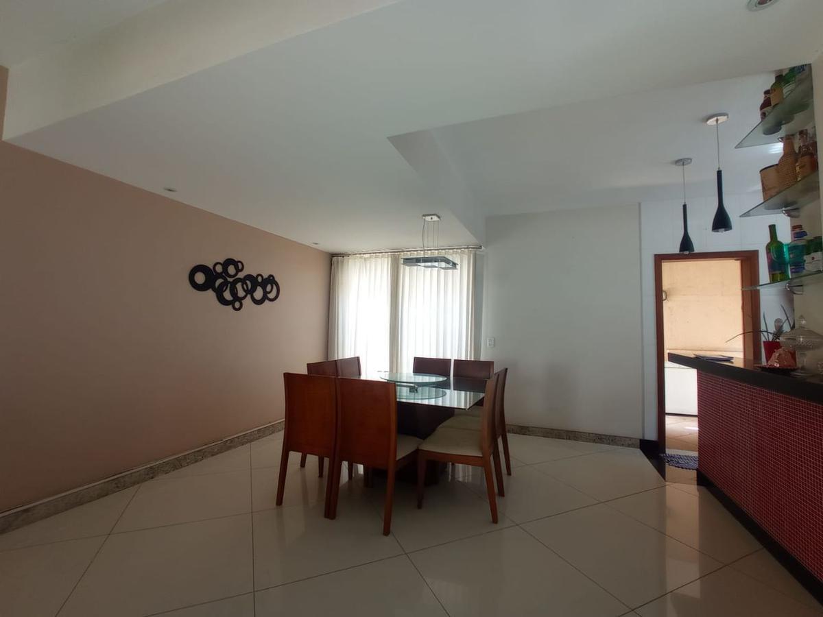 Casa, Santa Cruz, 3 Quartos, 3 Vagas, 1 Suíte