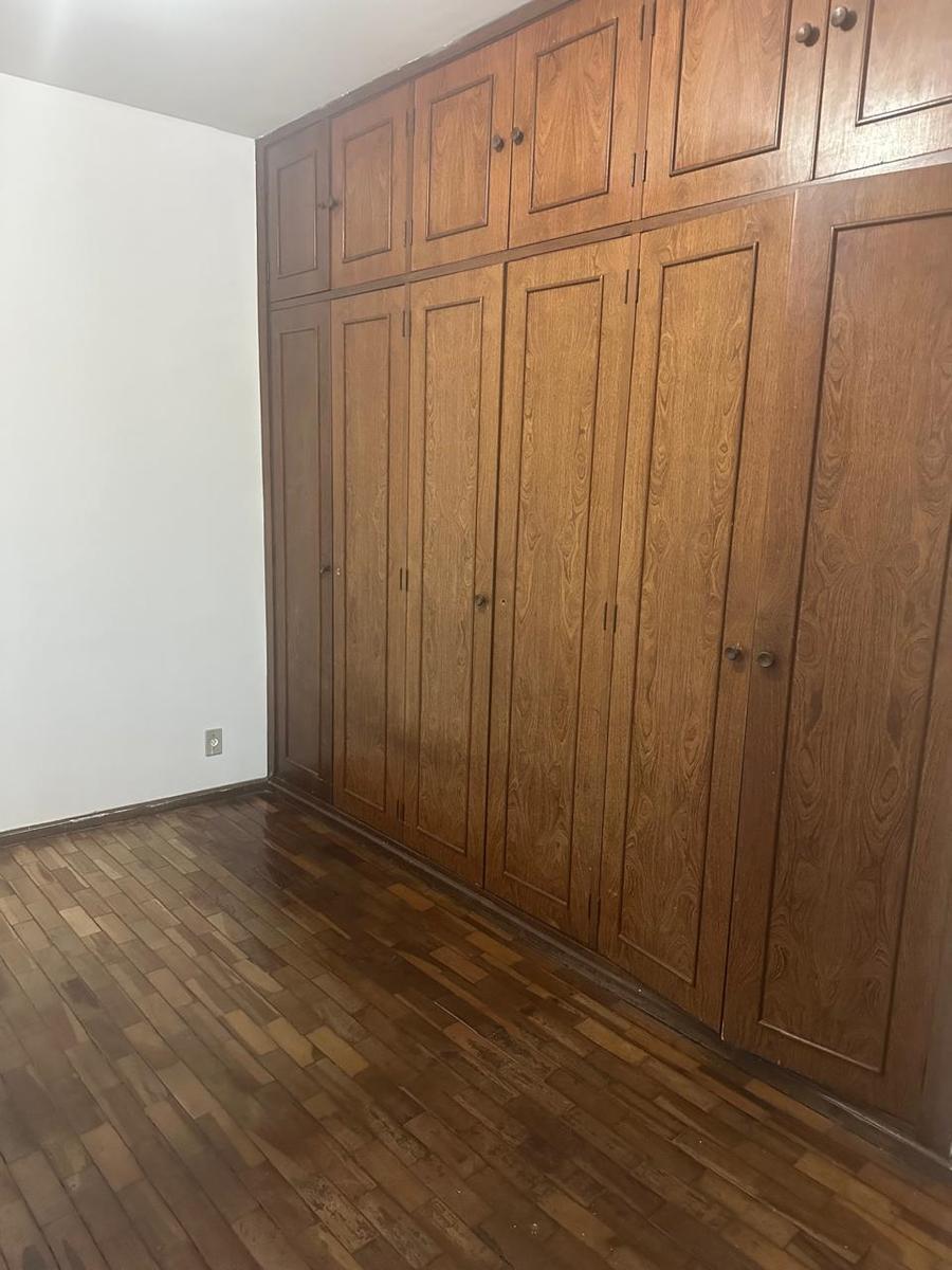 Apartamento, Sagrada Família, 2 Quartos, 1 Vaga