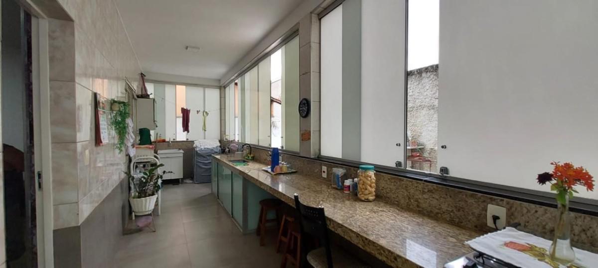 Casa, Jardim Riacho das Pedras, 3 Quartos, 10 Vagas, 1 Suíte