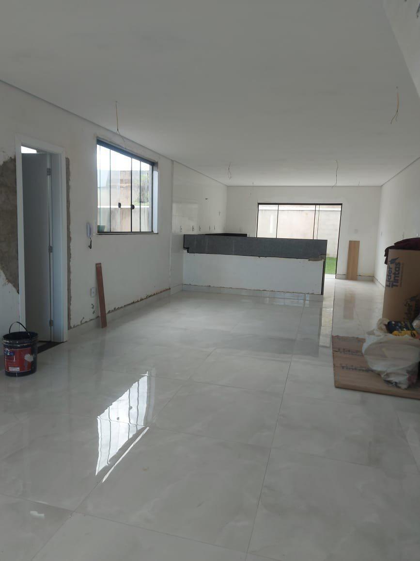 Casa, Água Branca, 3 Quartos, 2 Vagas, 1 Suíte