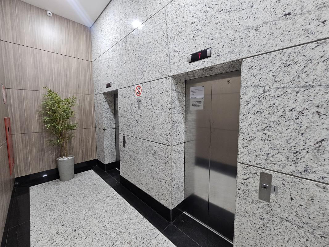 Sala, Estoril, 1 Quarto, 0 Vaga