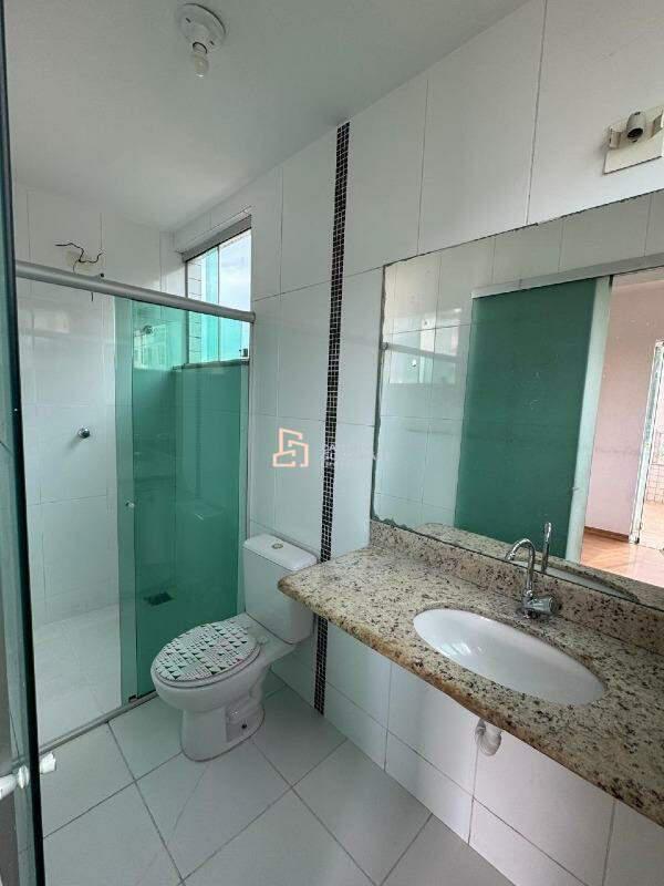 Apartamento, Barreiro, 3 Quartos, 2 Vagas, 1 Suíte