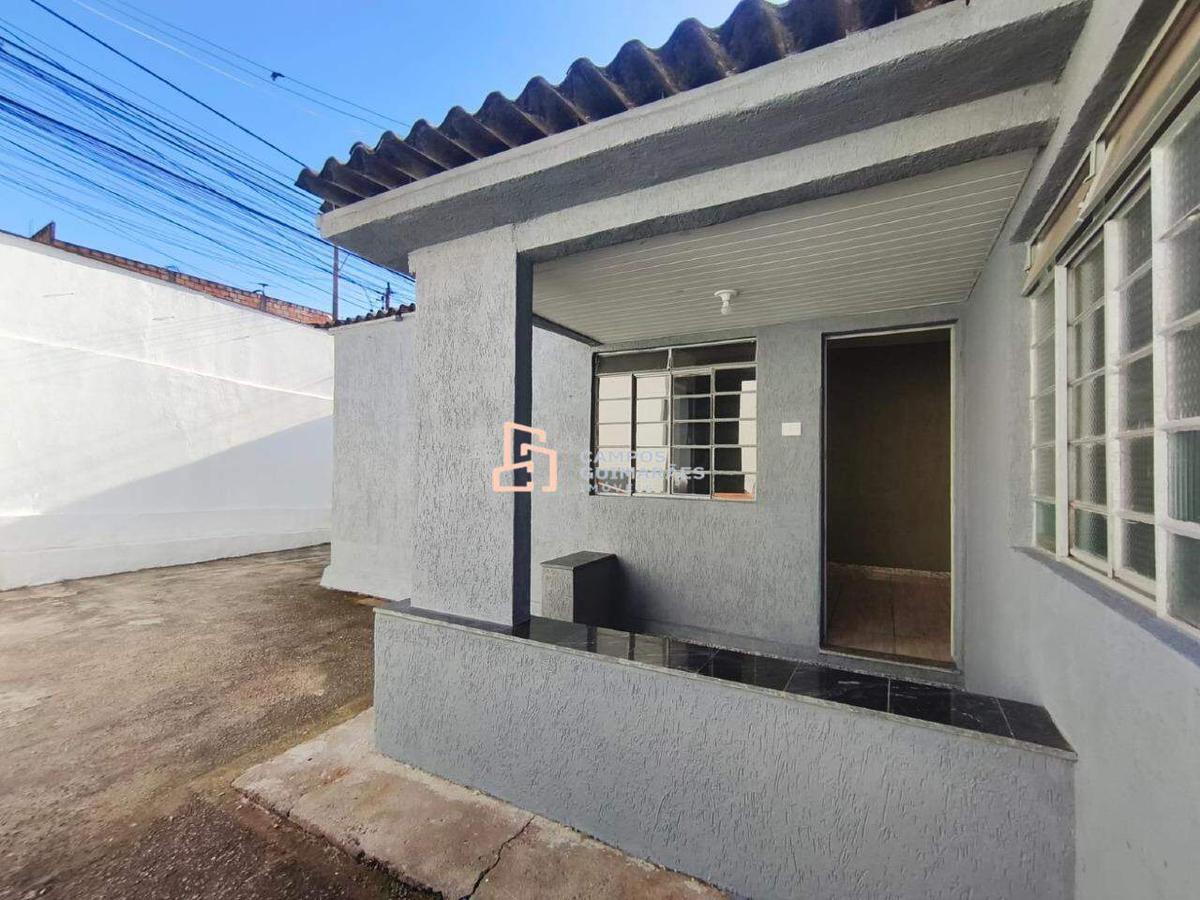 Casa, Industrial, 2 Quartos, 3 Vagas