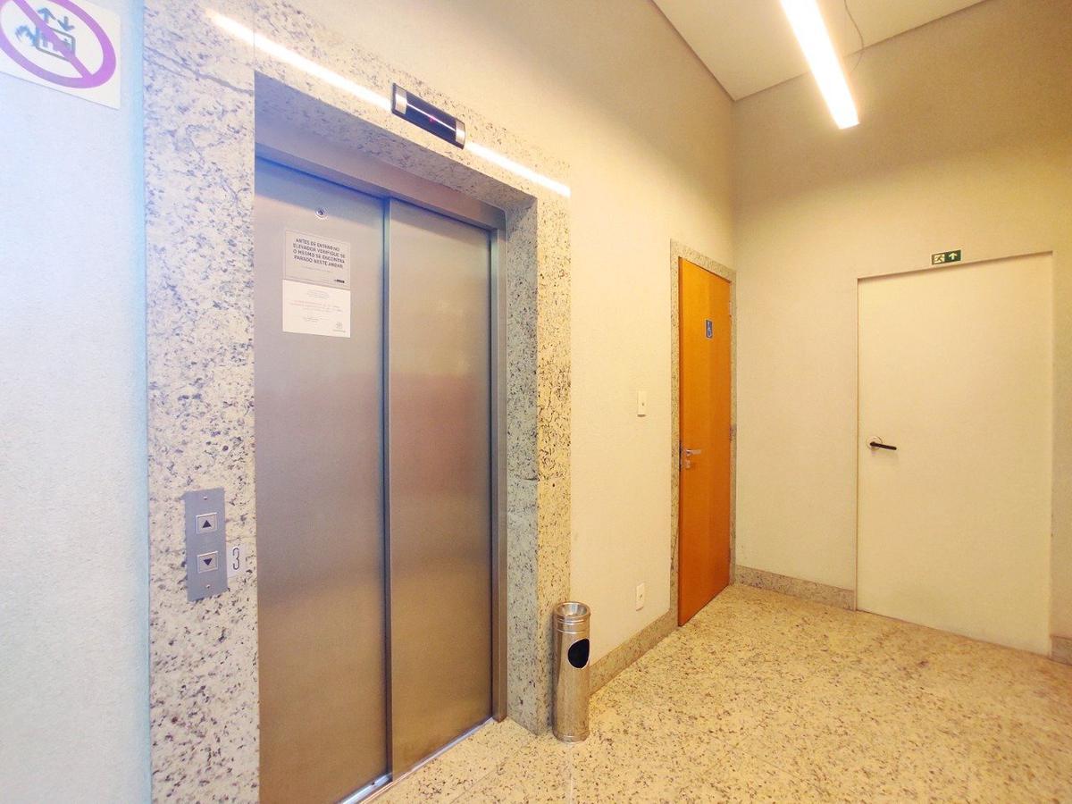 Sala, São José, 0 Quarto, 1 Vaga