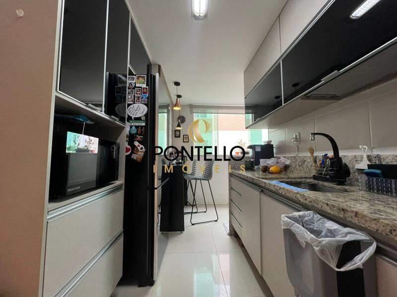 Apartamento, Sagrada Família, 3 Quartos, 2 Vagas, 1 Suíte