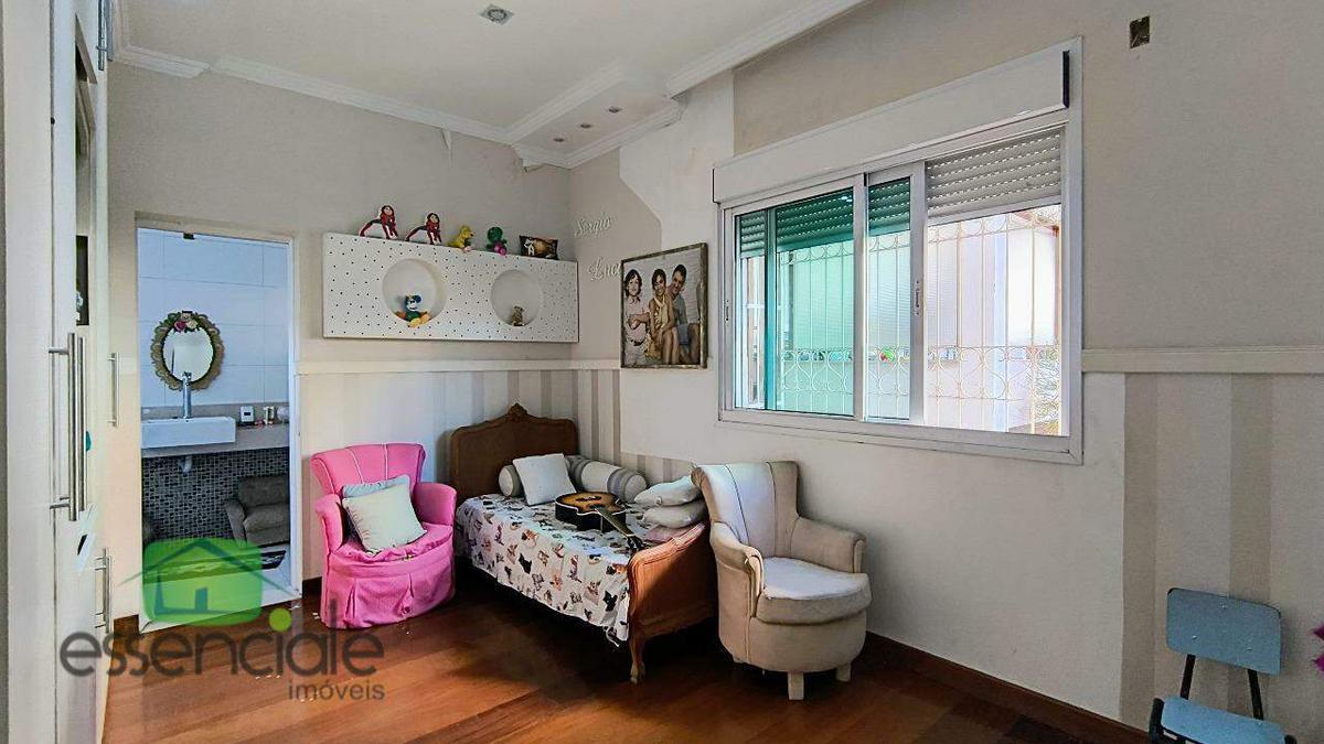 Casa, Novo Eldorado, 4 Quartos, 2 Vagas, 2 Suítes