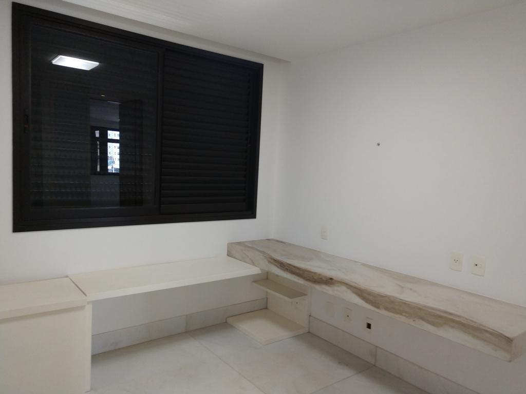 Apartamento, Santo Agostinho, 4 Quartos, 3 Vagas, 3 Suítes