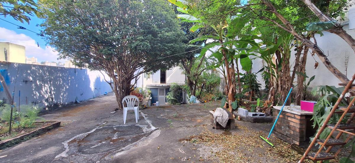 Casa, Sagrada Família, 1 Quarto, 4 Vagas