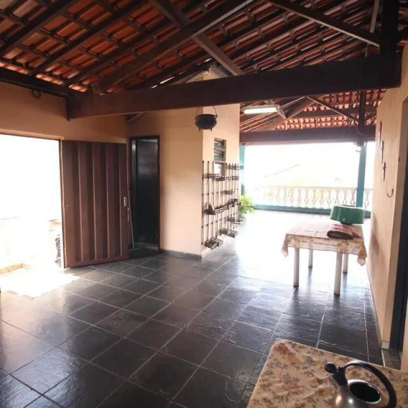 Casa, Tirol (barreiro), 4 Quartos, 4 Vagas, 1 Suíte