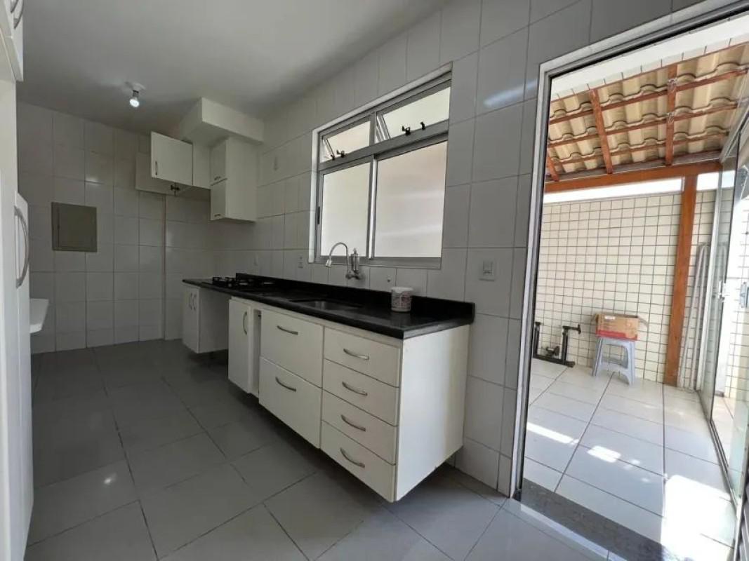 Apartamento, Castelo, 3 Quartos, 2 Vagas, 1 Suíte