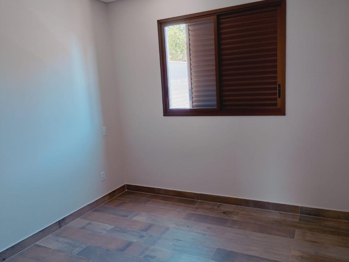 Apartamento, Jaraguá, 4 Quartos, 2 Vagas, 2 Suítes