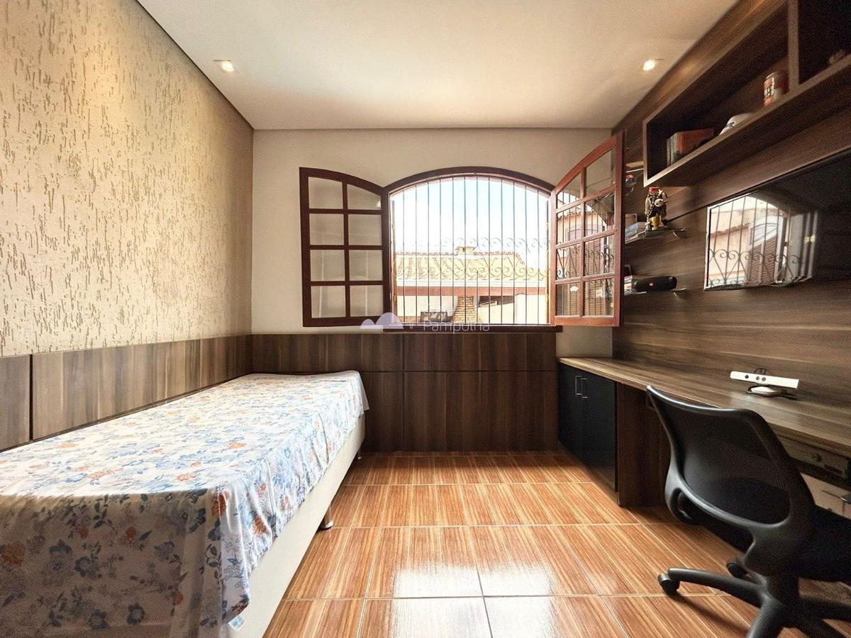 Casa, Itapoã, 4 Quartos, 6 Vagas, 1 Suíte