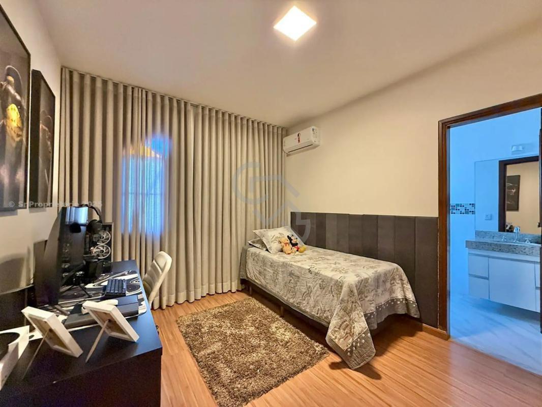 Casa, Alto Barroca, 5 Quartos, 2 Vagas, 2 Suítes