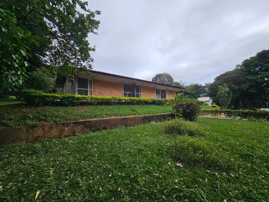 Lote, Braúnas, 0 Quarto, 0 Vaga
