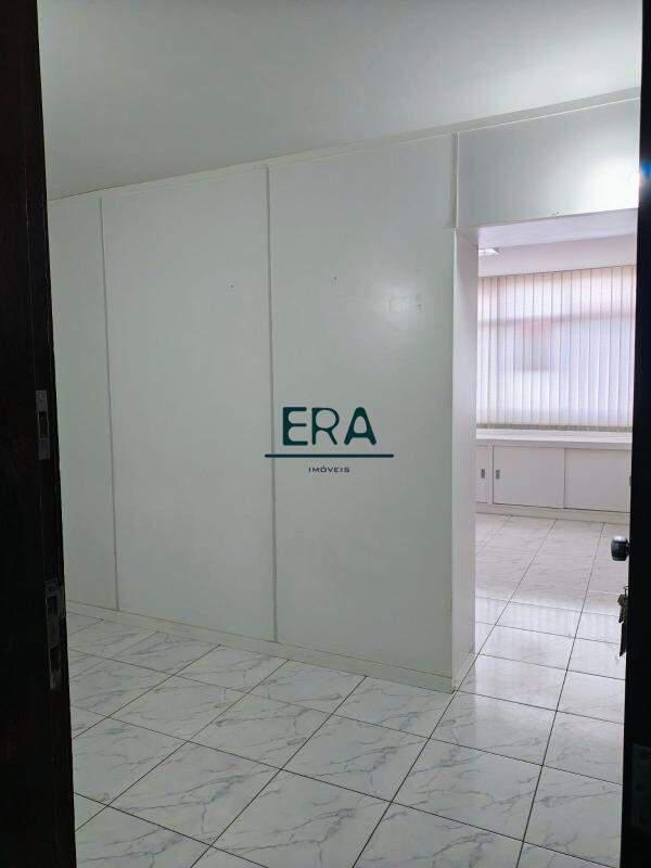 Sala, Santa Efigênia, 0 Quarto, 2 Vagas