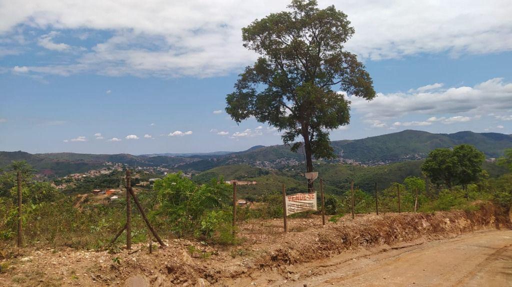 Lote, Adelmolândia, 0 Quarto, 0 Vaga