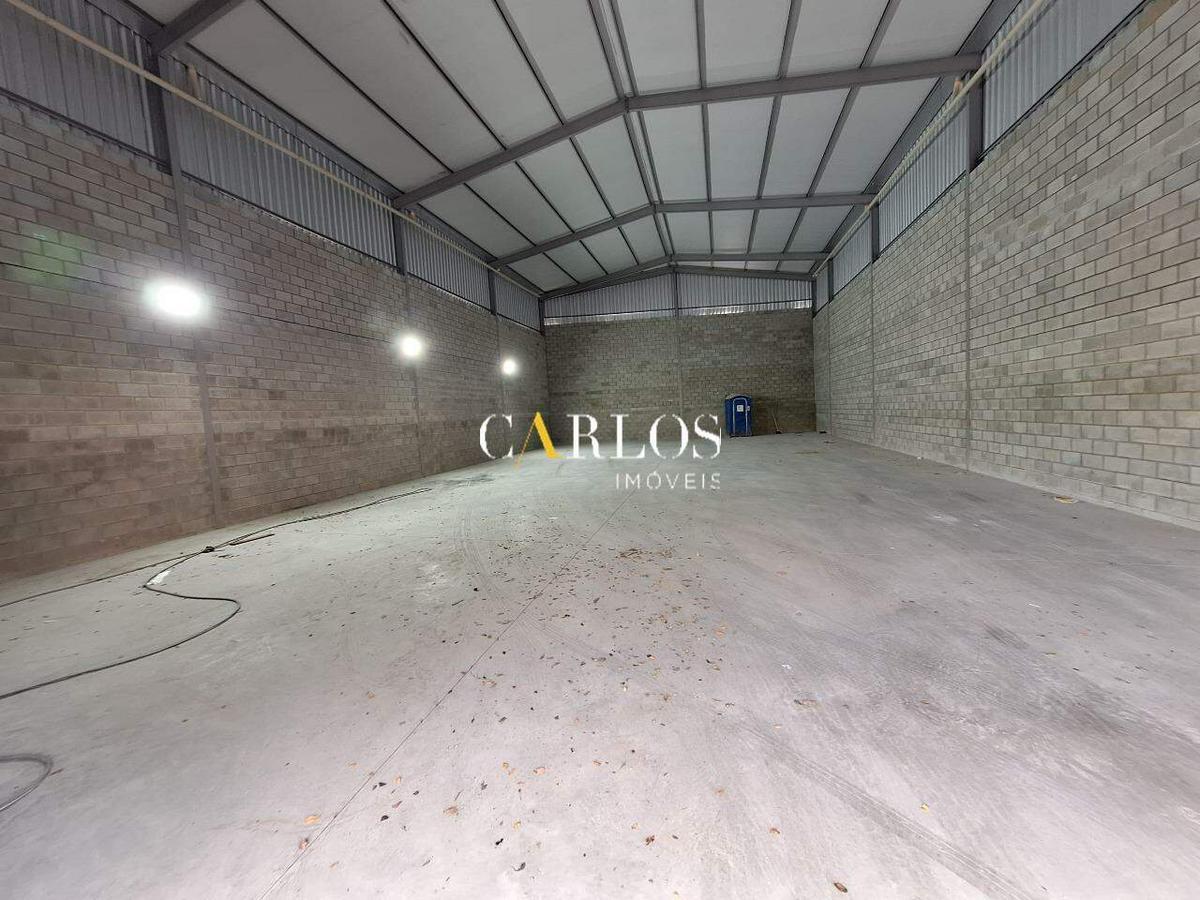 Galpão, Três Barras