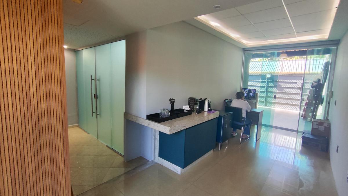 Casa, Itapoã, 4 Quartos, 2 Vagas, 1 Suíte