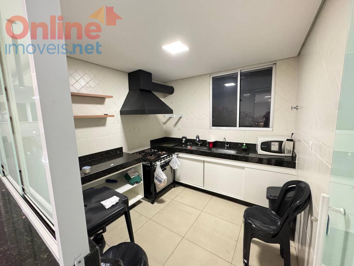 Apartamento, Castelo, 3 Quartos, 0 Vaga, 1 Suíte