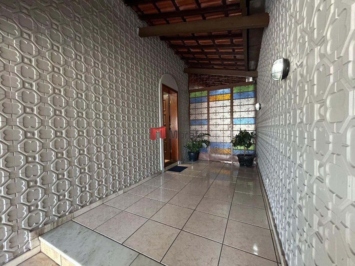 Casa, Itapoã, 4 Quartos, 6 Vagas, 1 Suíte