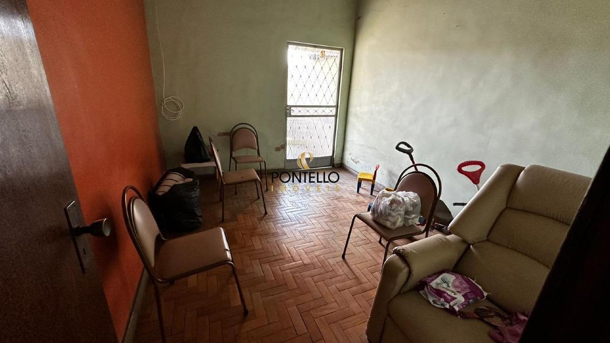 Casa, Centro, 3 Quartos, 0 Vaga