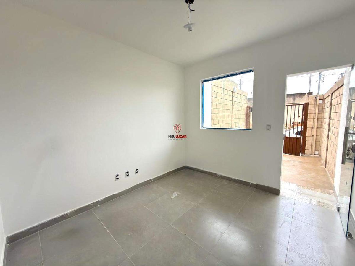 Casa, Novo Barreirinho, 2 Quartos, 1 Vaga