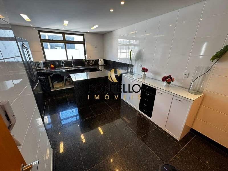 Cobertura, Fernão Dias, 4 Quartos, 4 Vagas, 3 Suítes