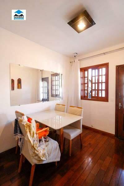 Casa, Buritis, 2 Quartos, 2 Vagas, 1 Suíte