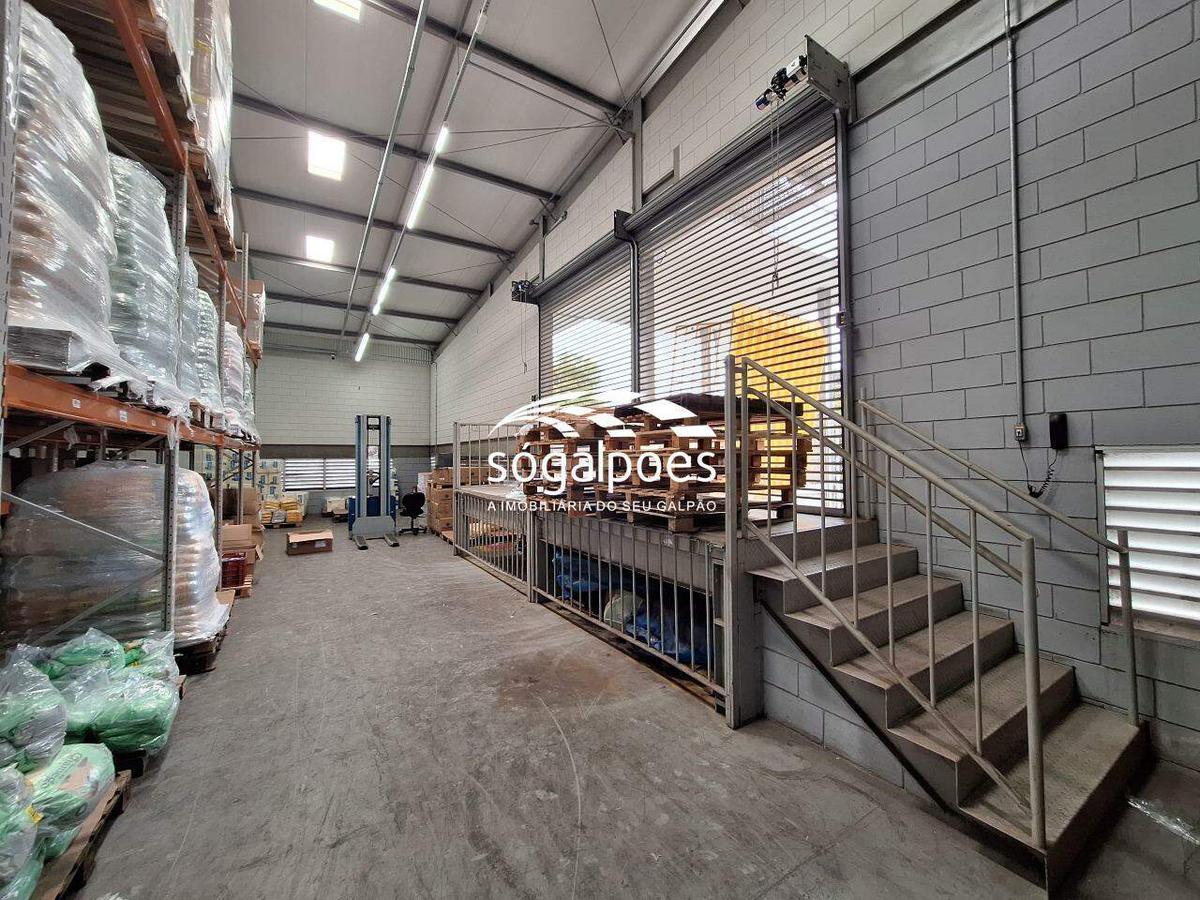 Galpão, Trevo, 26 Vagas