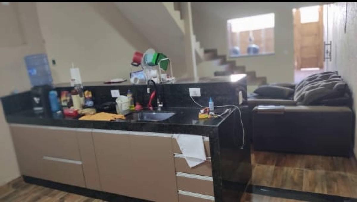 Casa, Monte Verde, 2 Quartos, 1 Vaga, 1 Suíte