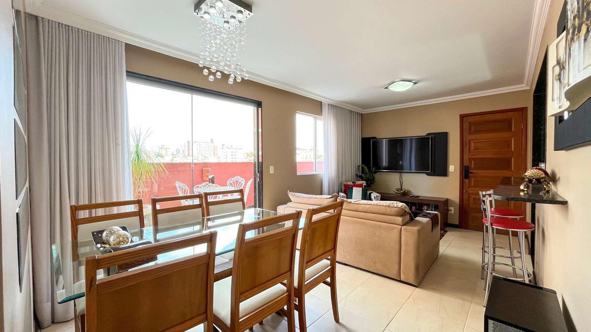 Apartamento, Sagrada Família, 3 Quartos, 2 Vagas, 1 Suíte